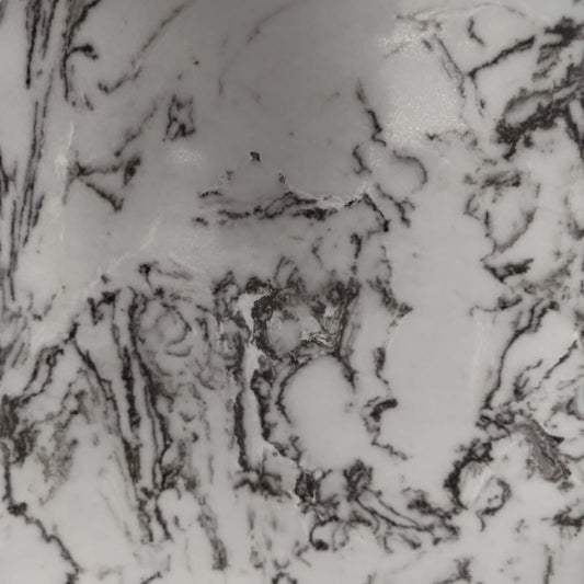 Oska White