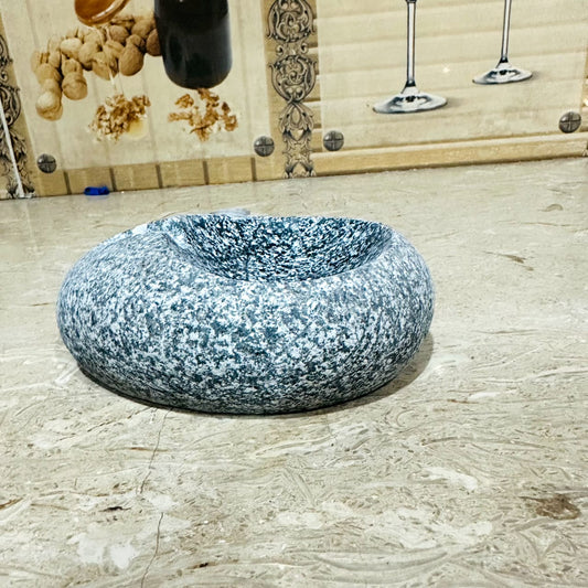 Ash Tray River Stone Black Splashed